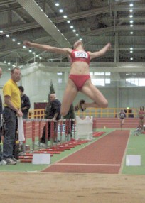 Eine berraschung war der 2. Platz von Anja de Haan im Weitsprung. Die frhere Mehrkmpferin will sich nun ganz auf die 400 m Hrden konzentrieren.